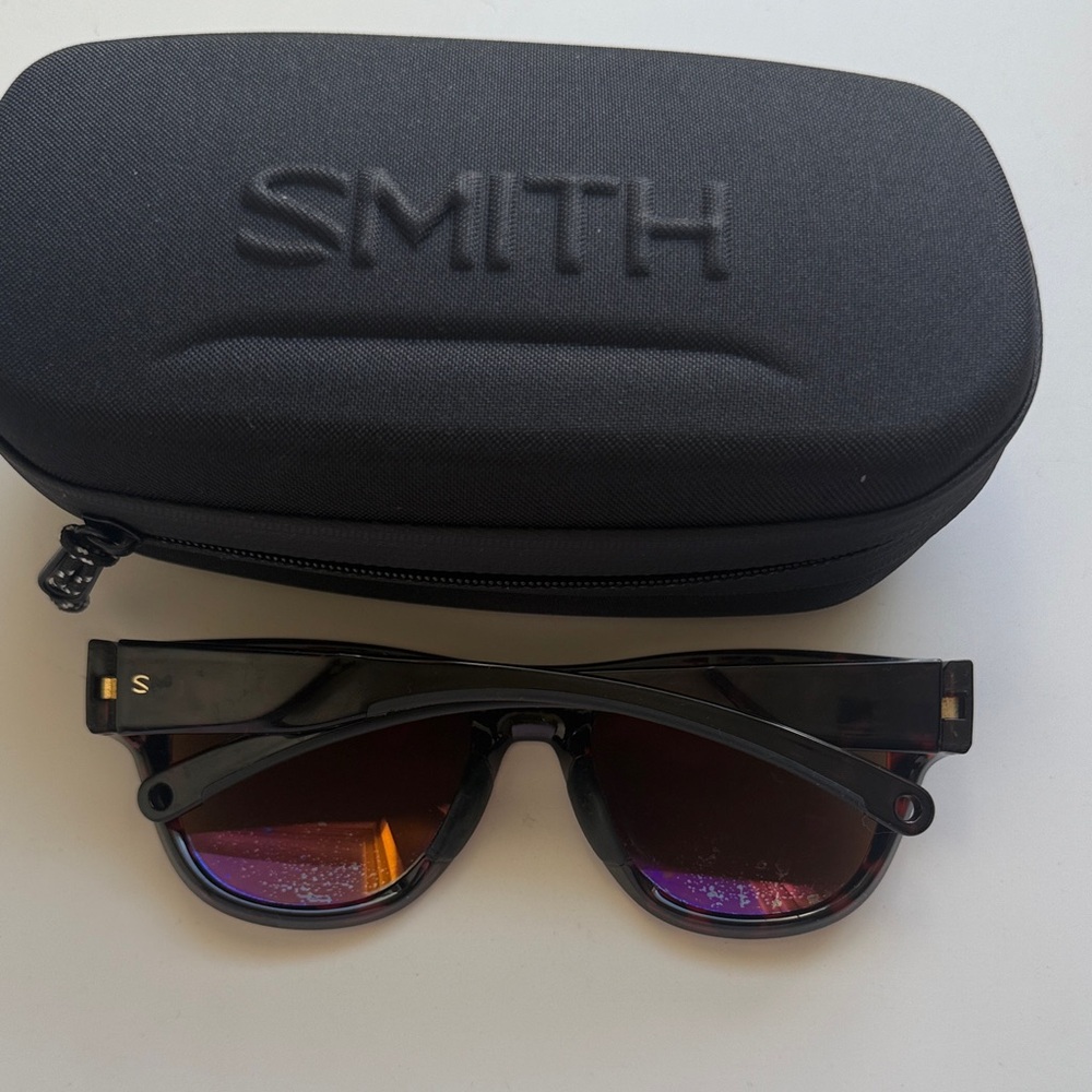 SMITH Tortoise Shell Sunglasses - image 6